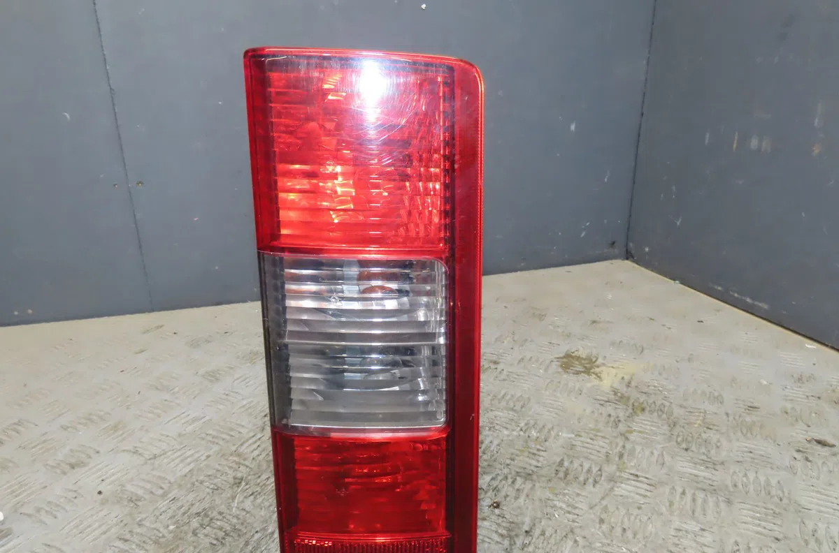 Feu arrière droit Opel COMBO Tour 1.7 dti 16v (2001-2004) occasion