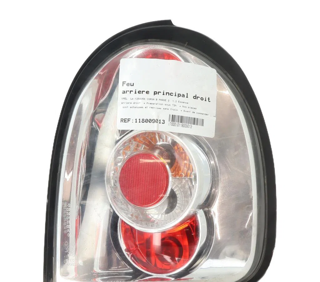 Feu arrière droit Opel CORSA B (S93) 1.2 i 16v (f08, f68, m68) (1998-2000) 5 portes occasion