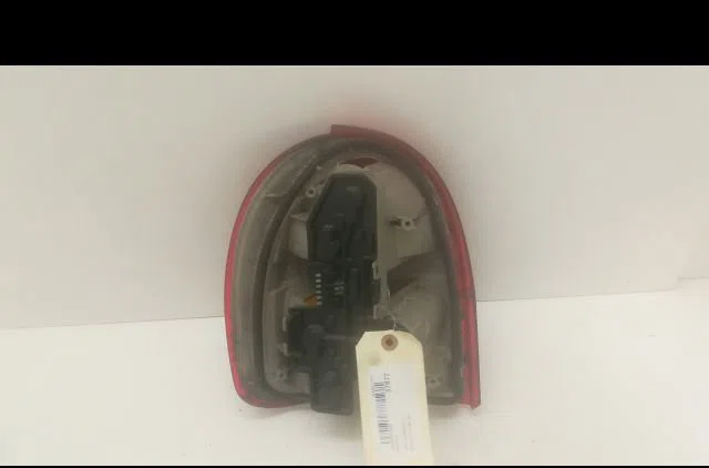 Feu arrière droit Opel CORSA B (S93) 1.7 d (f08, f68, m68) (1996-2000) occasion
