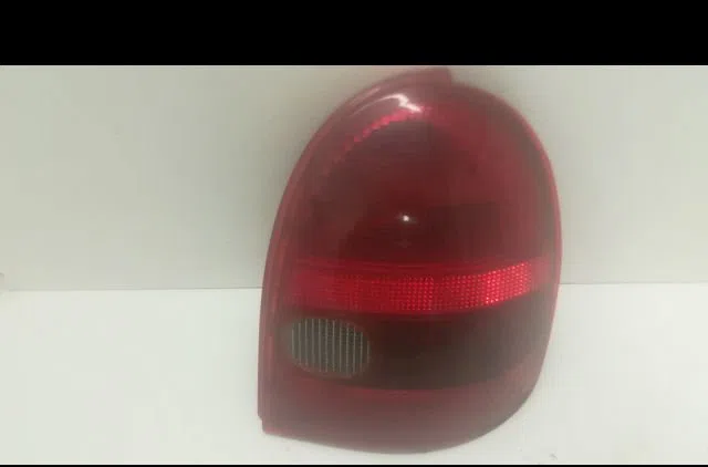 Feu arrière droit Opel CORSA B (S93) 1.7 d (f08, f68, m68) (1996-2000) occasion
