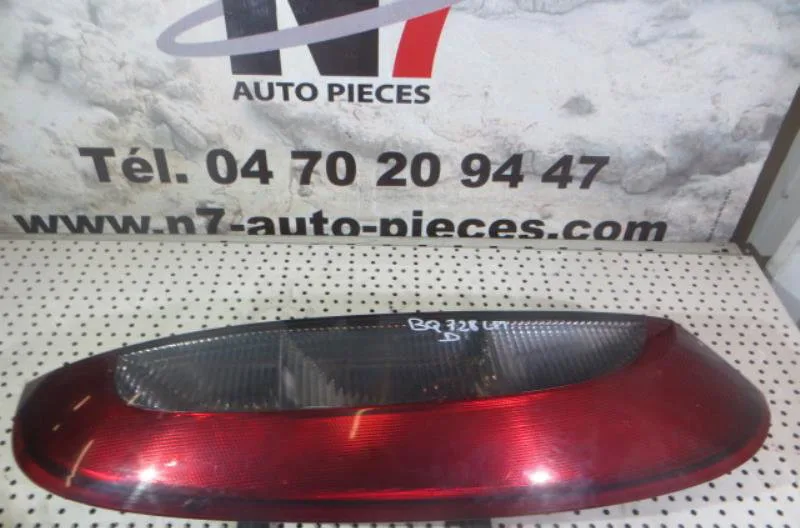 Feu arrière droit OPEL CORSA C PHASE 2 occasion