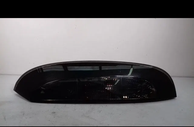 Feu arrière droit Opel CORSA C (X01) 1.2 twinport (f08, f68) (2004-2009) occasion