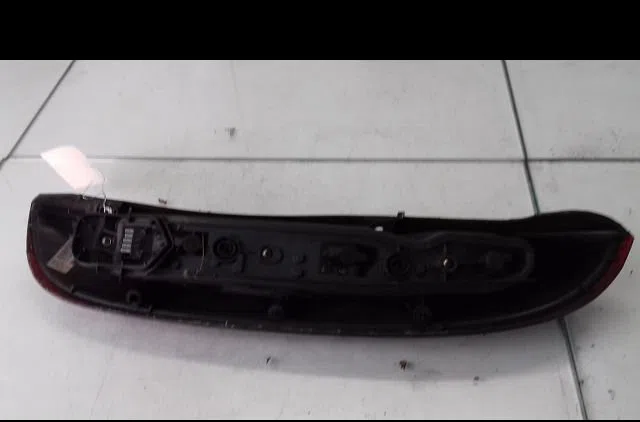 Feu arrière droit Opel CORSA C (X01) 1.7 dti (f08, f68) (2000-2009) 5 portes occasion