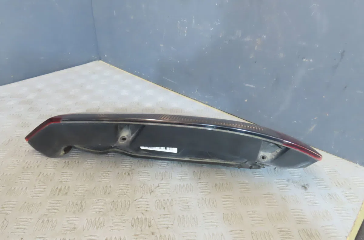 Feu arrière droit Opel CORSA C (X01) 1.7 dti (f08, f68) (2000-2009) 5 portes occasion