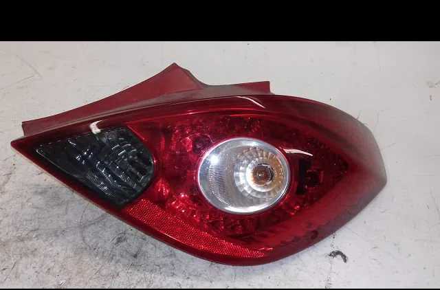 Feu arrière droit Opel CORSA D (S07) 1.2 (l08, l68) (2006-2014) 5 portes occasion