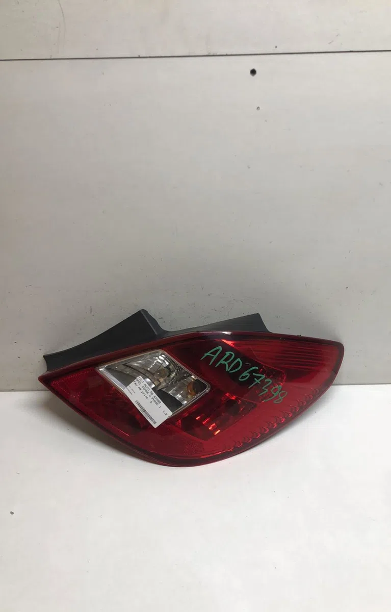 Feu arrière droit Opel CORSA D (S07) 1.3 cdti (l08, l68) (2006-2014) 5 portes occasion