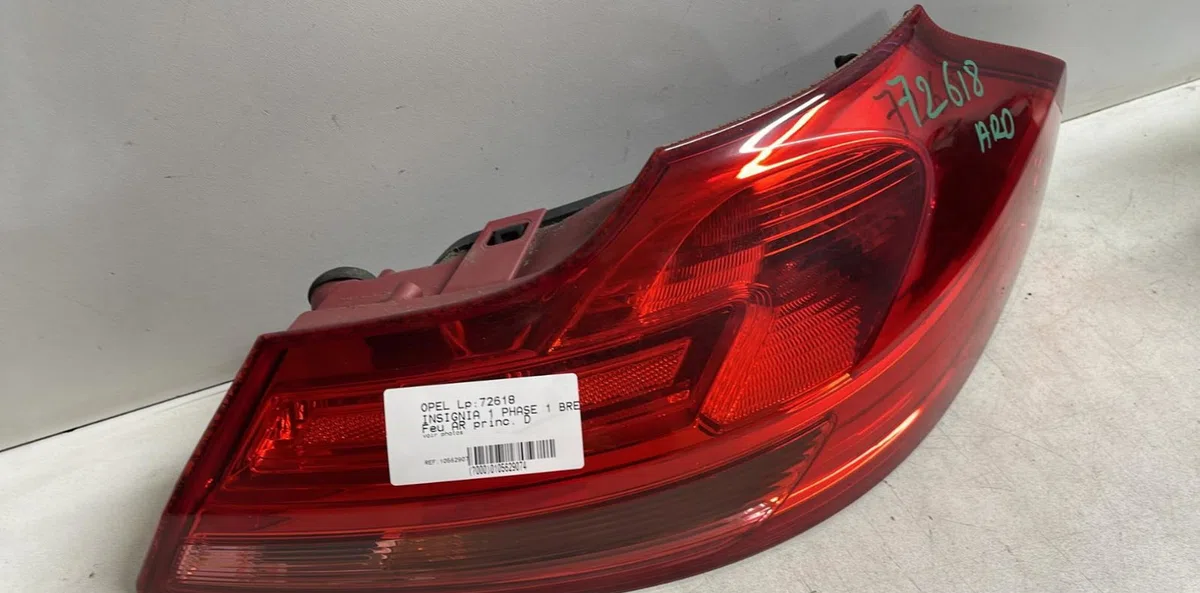 Feu arrière droit Opel INSIGNIA A Sports Tourer (G09) 2.0 cdti (35) (2008-2015) occasion