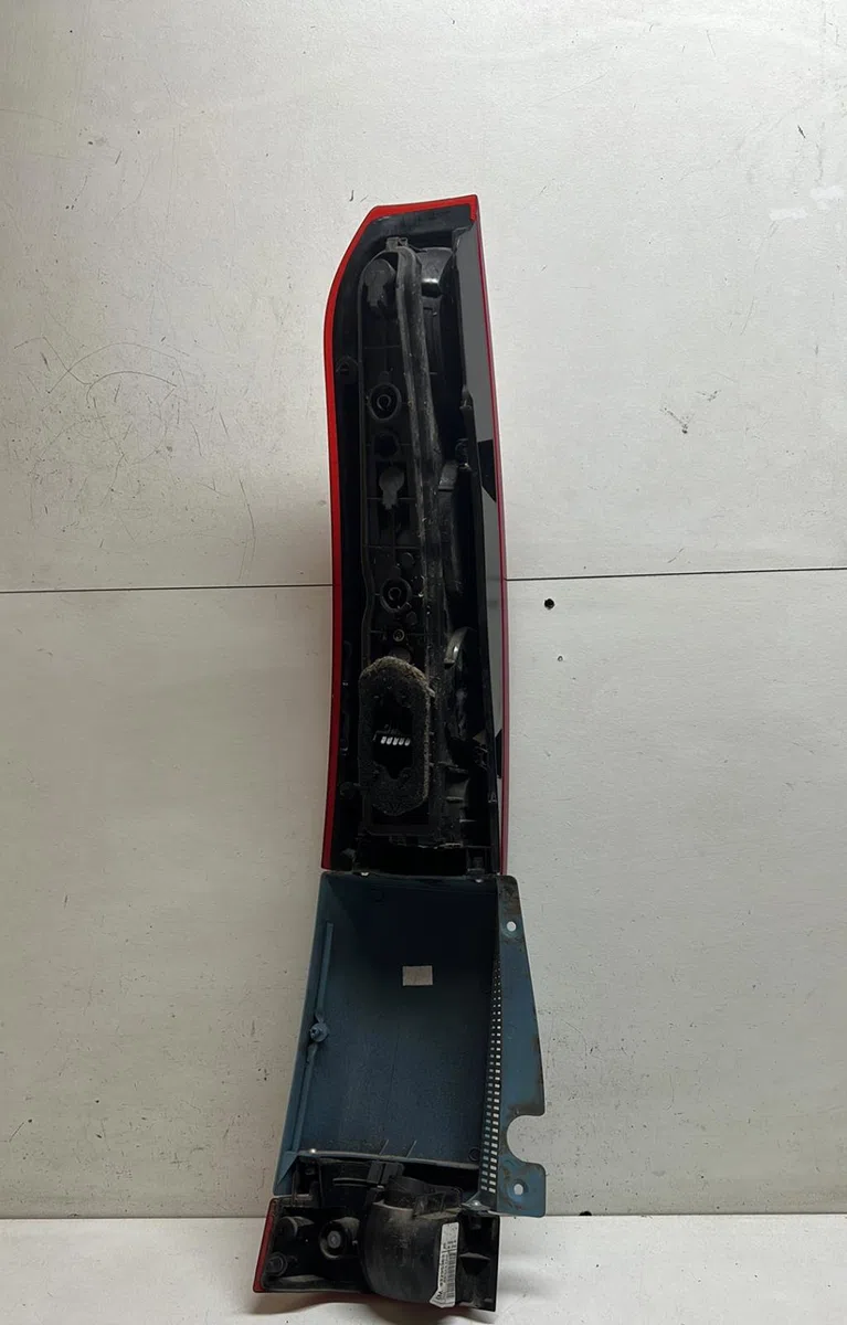 Feu arrière droit Opel MERIVA A Monospace (X03) 1.3 cdti (e75) (2003-2010) occasion