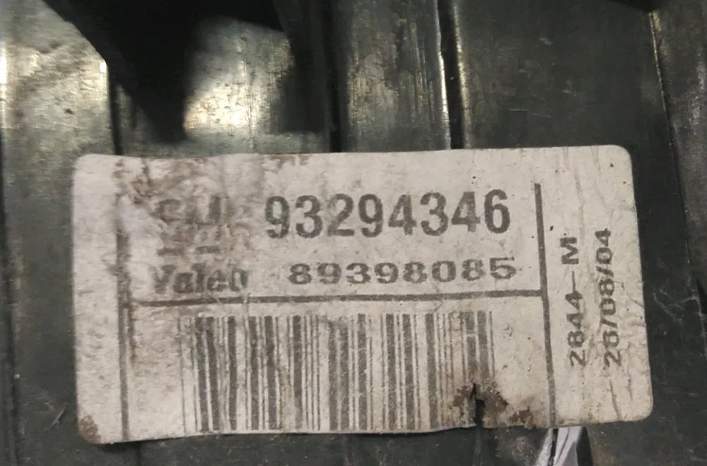 Feu arrière droit Opel MERIVA A Monospace (X03) 1.4 16v twinport (e75) (2004-2010) occasion