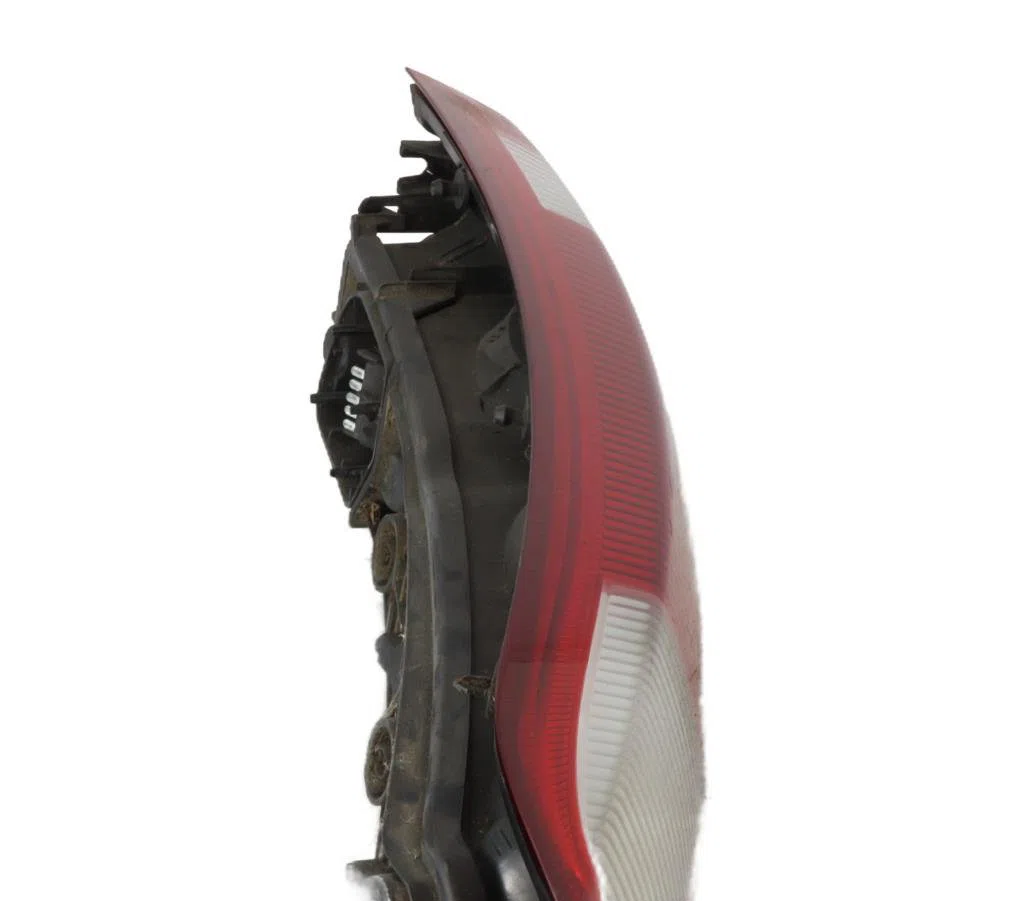 Feu arrière droit Opel MERIVA A Monospace (X03) 1.8 (e75) (2003-2010) occasion