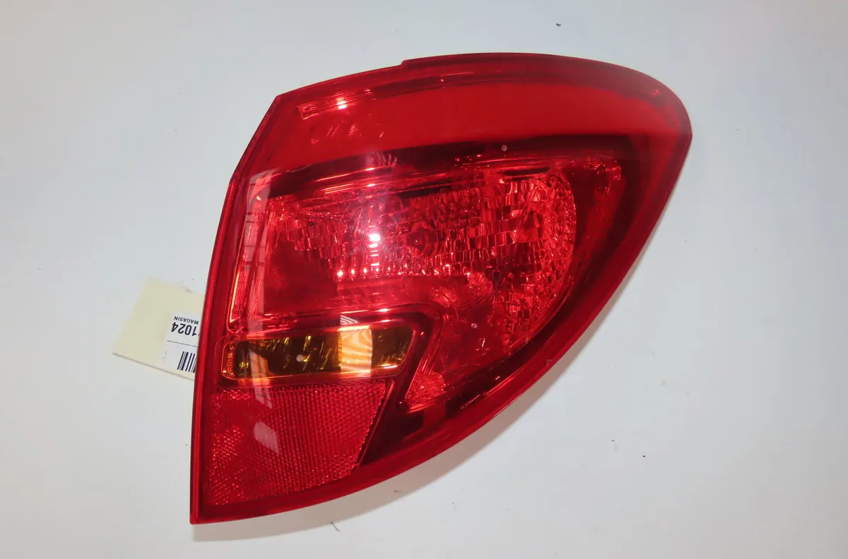 Feu arrière droit Opel MERIVA B Monospace (S10) 1.7 cdti (75) (2010-2017) occasion