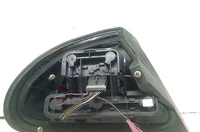 Feu arrière droit Opel TIGRA (S93) 1.6 16v (f07) (1994-1998) occasion