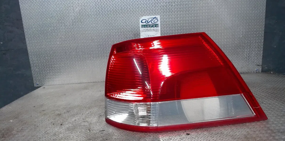 Feu arrière droit Opel VECTRA C Break (Z02) 2.2 dti (f35) (2003-2005) occasion