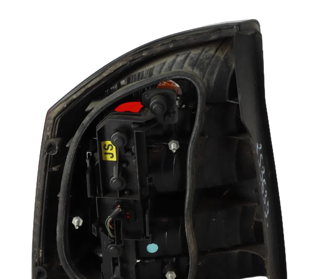 Feu arrière droit Opel VECTRA C GTS (Z02) 2.2 dti 16v (f68) (2002-2006) occasion