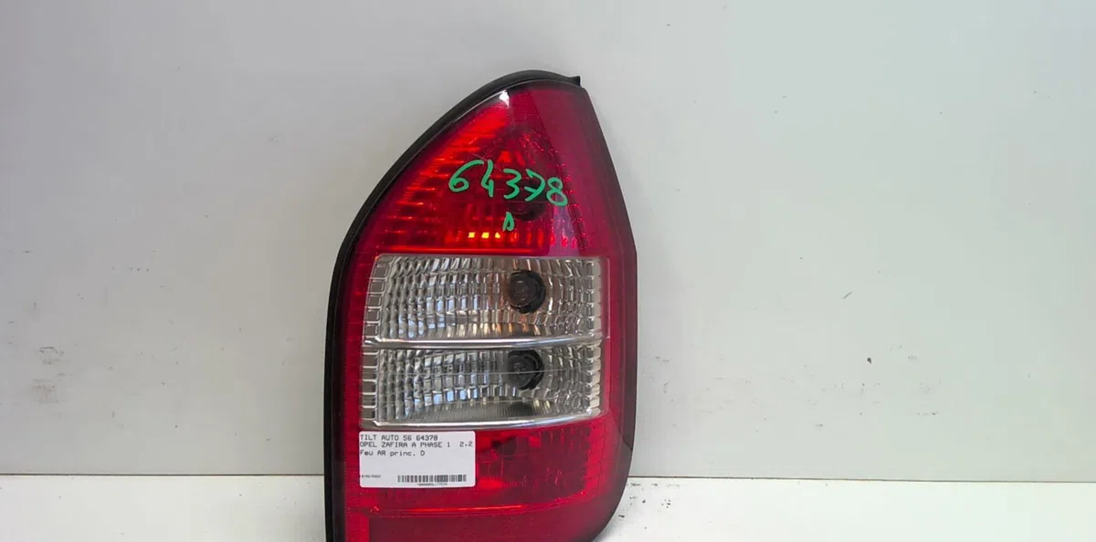 Feu arrière droit Opel ZAFIRA A Monospace (T98) 2.2 dti 16v (f75) (2002-2005) 5 portes occasion