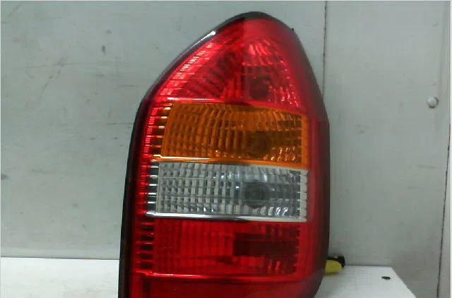 Feu arrière droit OPEL ZAFIRA I  2.0 DTI 16v 100ch occasion