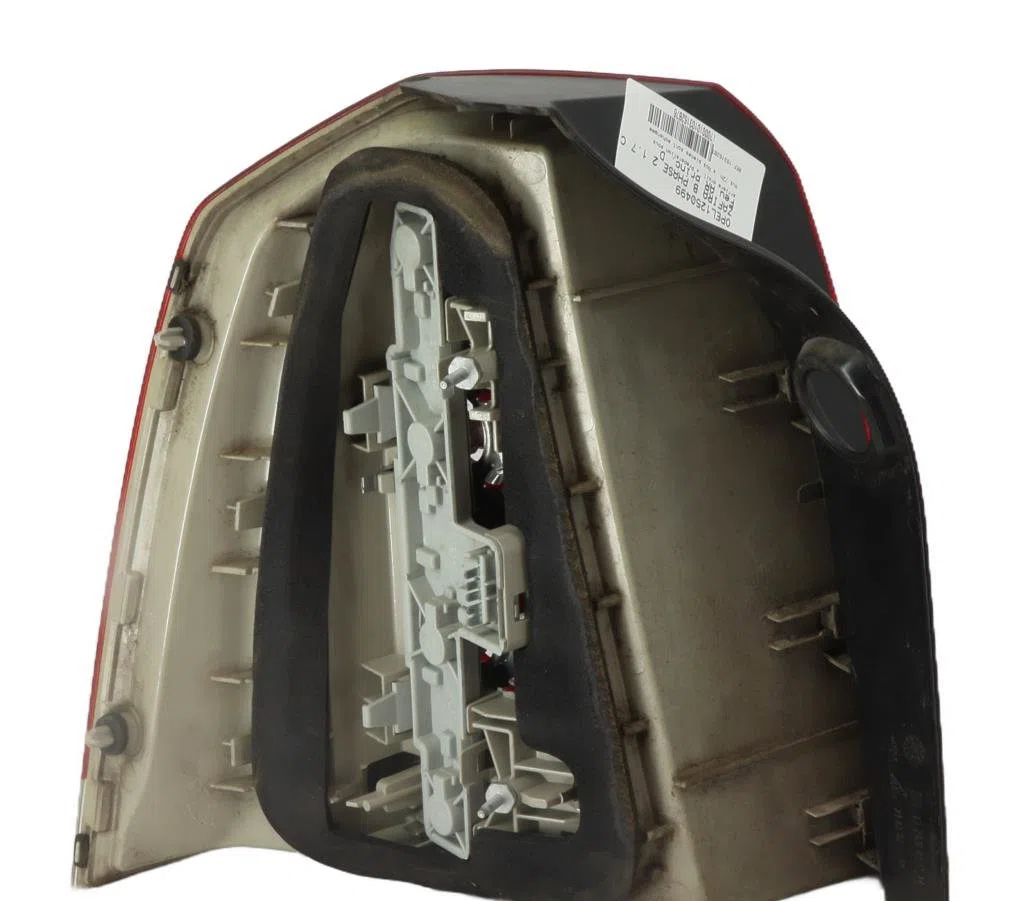 Feu arrière droit Opel ZAFIRA - ZAFIRA FAMILY B (A05) 1.7 cdti (m75) (2008-2015) occasion