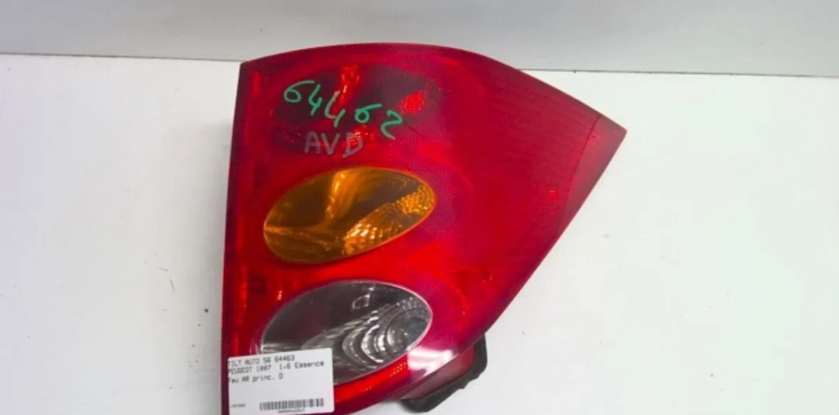 Feu arrière droit Peugeot 1007 (KM_) 1.6 16v (2005) occasion