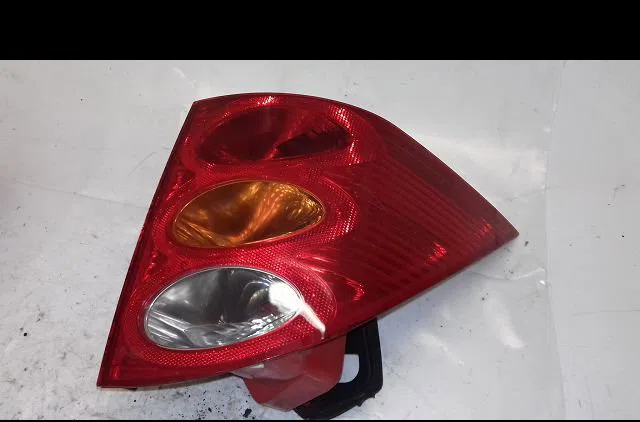 Feu arrière droit Peugeot 1007 (KM_) 1.6 16v (2005) occasion