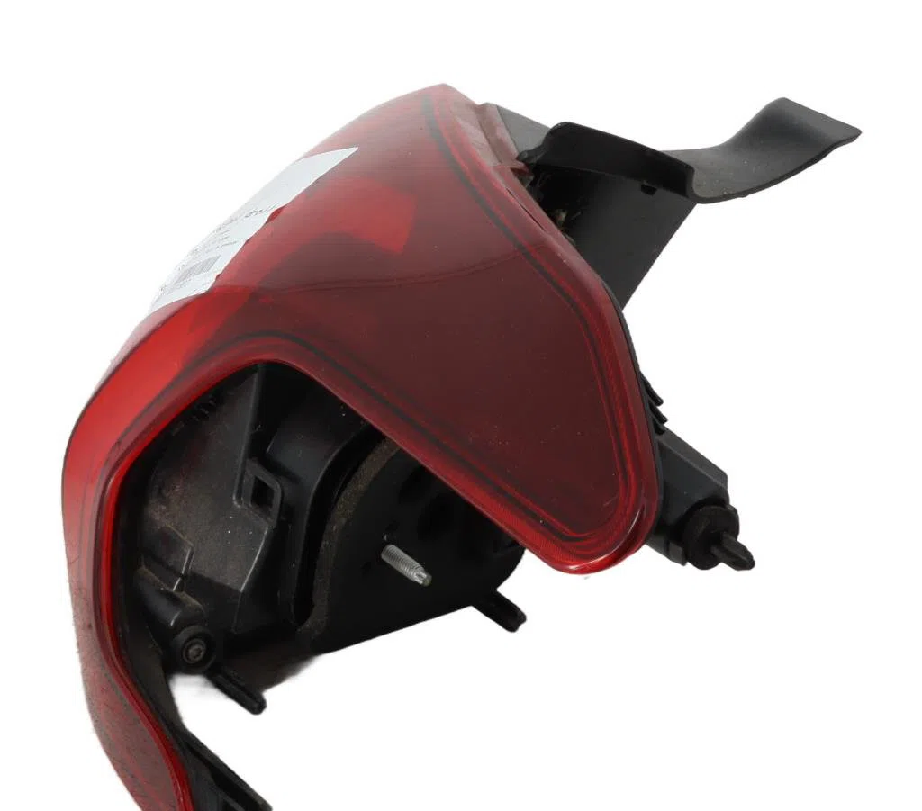 Feu arrière droit Peugeot 2008 I (CU_) 1.2 thp 130 - puretech 130 (2015) occasion