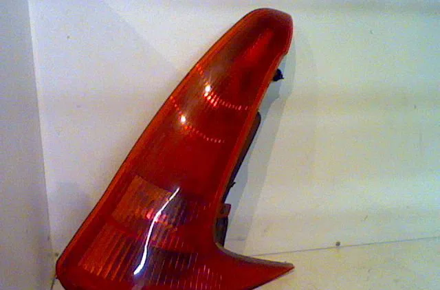 Feu arrière droit PEUGEOT 206 2003 occasion