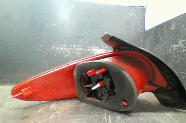 Feu arrière droit Peugeot 206 (2L_, 2M_) 1.4 i (2010-2013) occasion