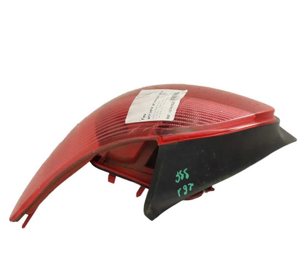 Feu arrière droit Peugeot 206 3-5 portes (2A-C) 1.1 i (1998-2007) occasion