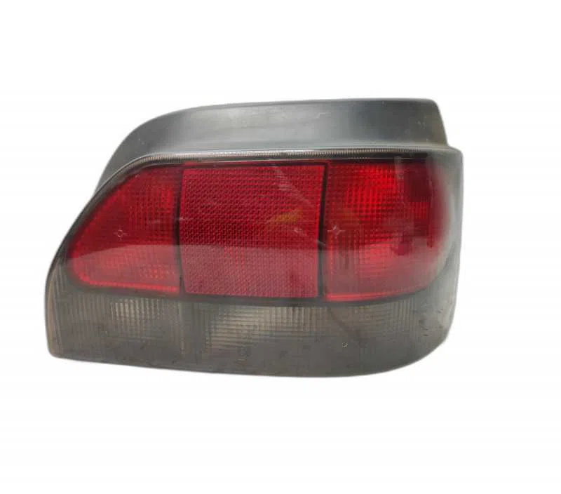 FEU ARRIERE DROIT PEUGEOT 206 I 00006351P1