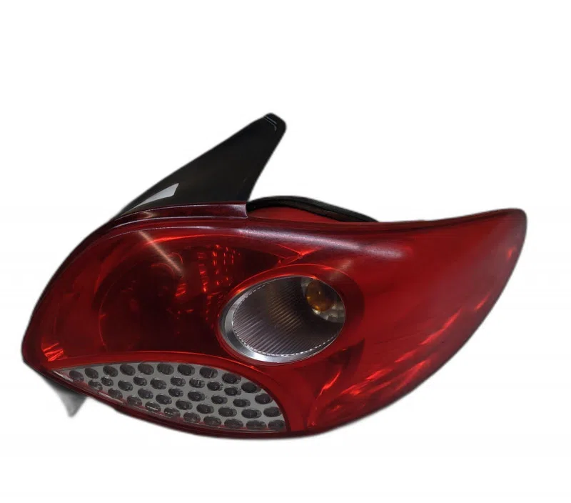 FEU ARRIERE DROIT PEUGEOT 206 PLUS 6351GV