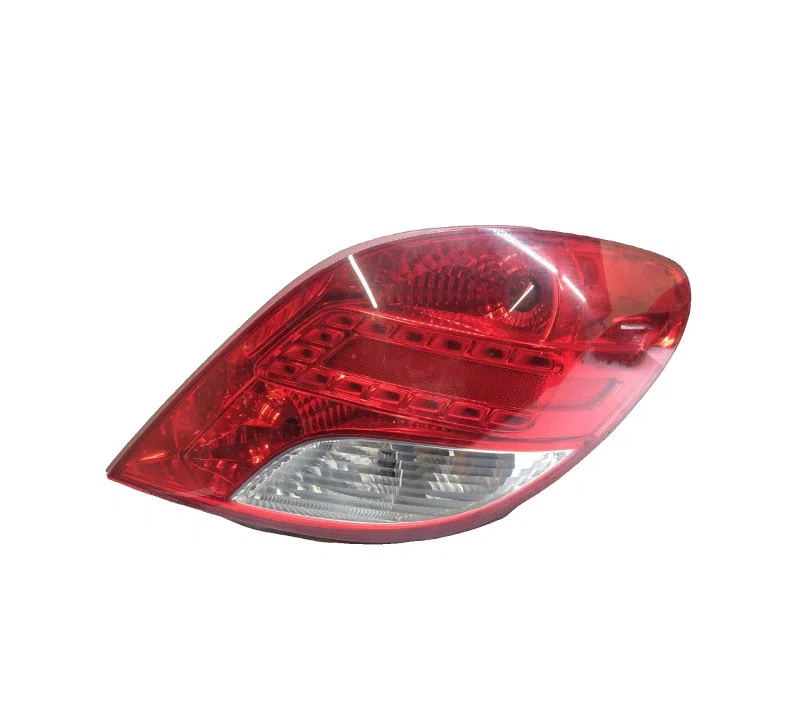 FEU ARRIERE DROIT PEUGEOT 207 00006351HQ