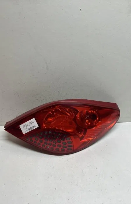 Feu arrière droit Peugeot 207 CC (WD_) 1.6 16v (2007-2013) occasion