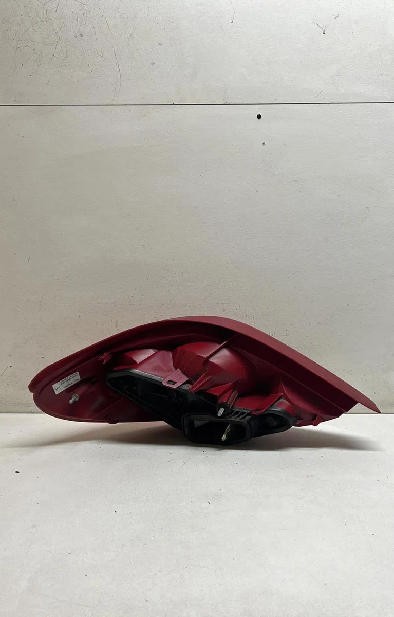 Feu arrière droit Peugeot 207 CC (WD_) 1.6 hdi (2007-2015) occasion