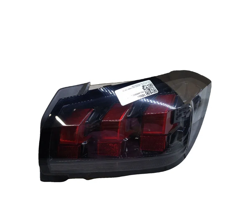 FEU ARRIERE DROIT PEUGEOT 208 II 9823216580