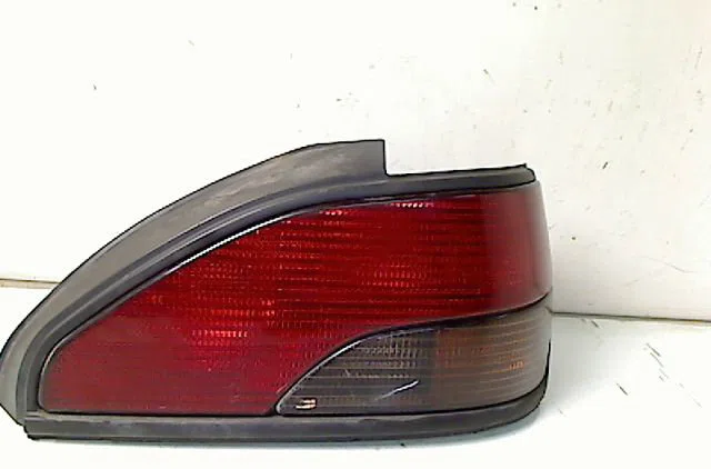 Feu arrière droit PEUGEOT 306 1995 occasion