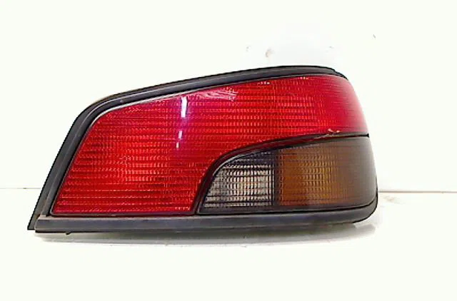 Feu arrière droit PEUGEOT 306 1996 occasion