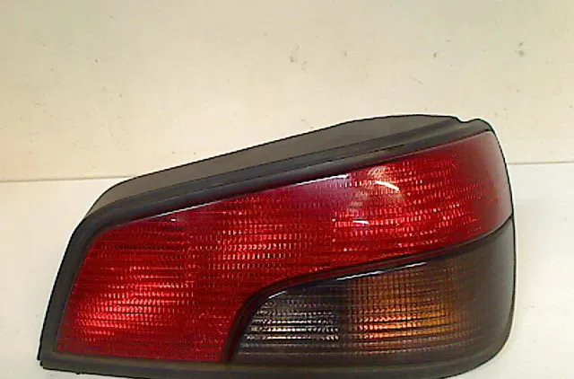 Feu arrière droit PEUGEOT 306 1997 occasion