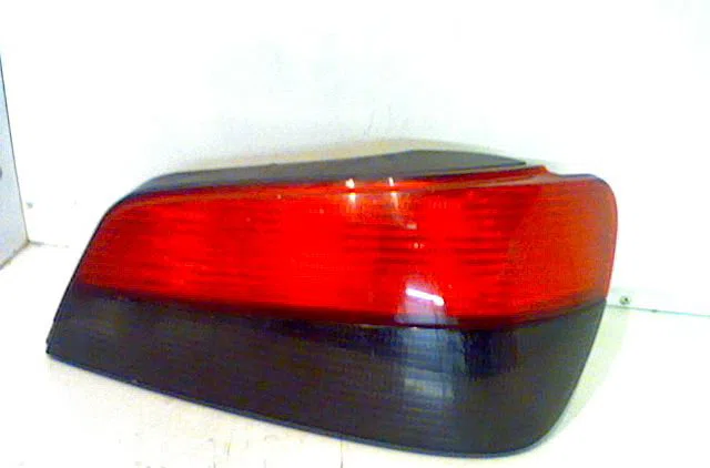 Feu arrière droit PEUGEOT 306 1999 occasion
