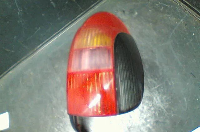 Feu arrière droit PEUGEOT 306 2002 occasion