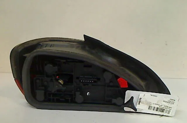 Feu arrière droit PEUGEOT 306 occasion