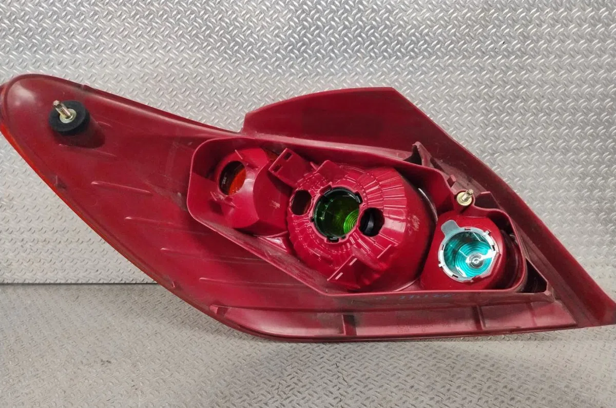 Feu arrière droit Peugeot 307 (3A-C) 1.6 hdi (2005-2009) 5 portes occasion