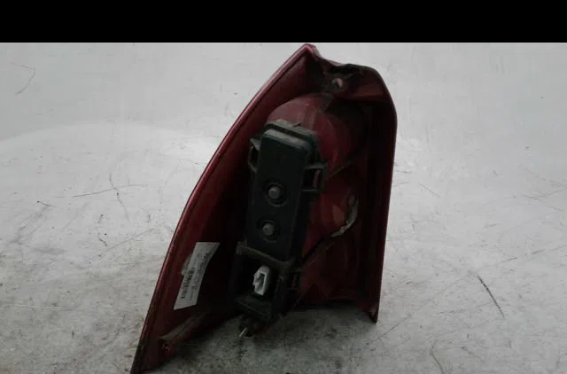Feu arrière droit Peugeot 307 Break (3E) 2.0 hdi 110 (2002-2009) 5 portes occasion