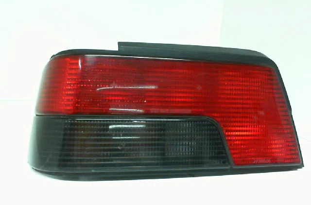 Feu arrière droit PEUGEOT 405 Phase 1 07-1987--06-1992 occasion