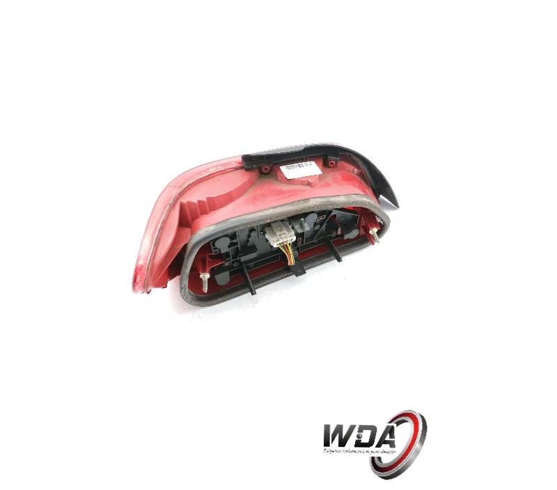 FEU ARRIERE DROIT PEUGEOT 406 00006351L5