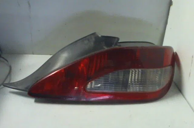 Feu arrière droit PEUGEOT 406 1999 occasion