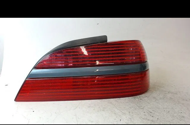 Feu arrière droit PEUGEOT 406 2002 occasion