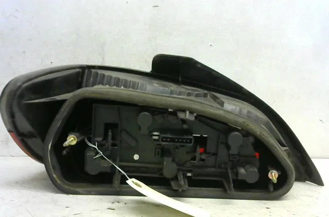 Feu arrière droit Peugeot 406 (8B) 1.9 td (1996-2004) occasion