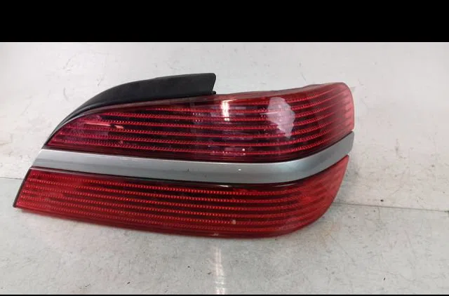 Feu arrière droit Peugeot 406 (8B) 2.0 hdi 110 (1998-2001) 4 portes occasion