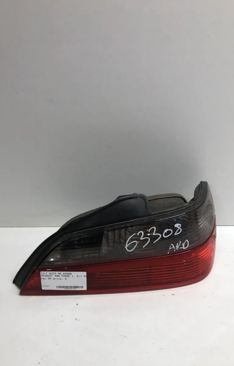 Feu arrière droit Peugeot 406 (8B) 2.1 td 12v (1996-2004) occasion