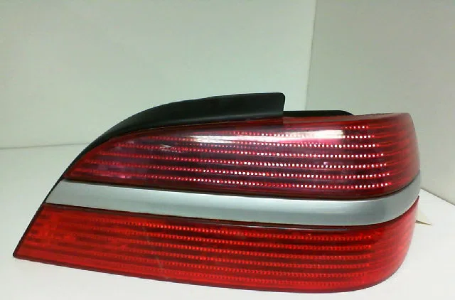 Feu arrière droit PEUGEOT 406 occasion