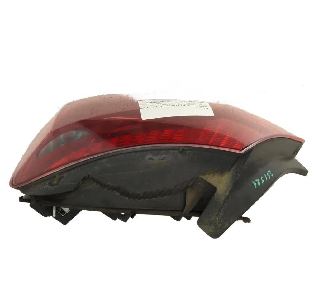 Feu arrière droit Peugeot 407 (6D_) 1.6 hdi 110 (6d9hzc, 6d9hyc) (2004-2010) occasion